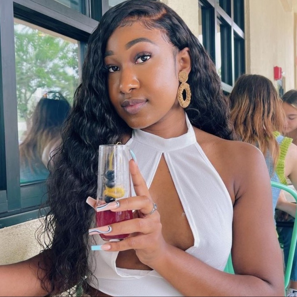 Meet your Posher, Cherelle